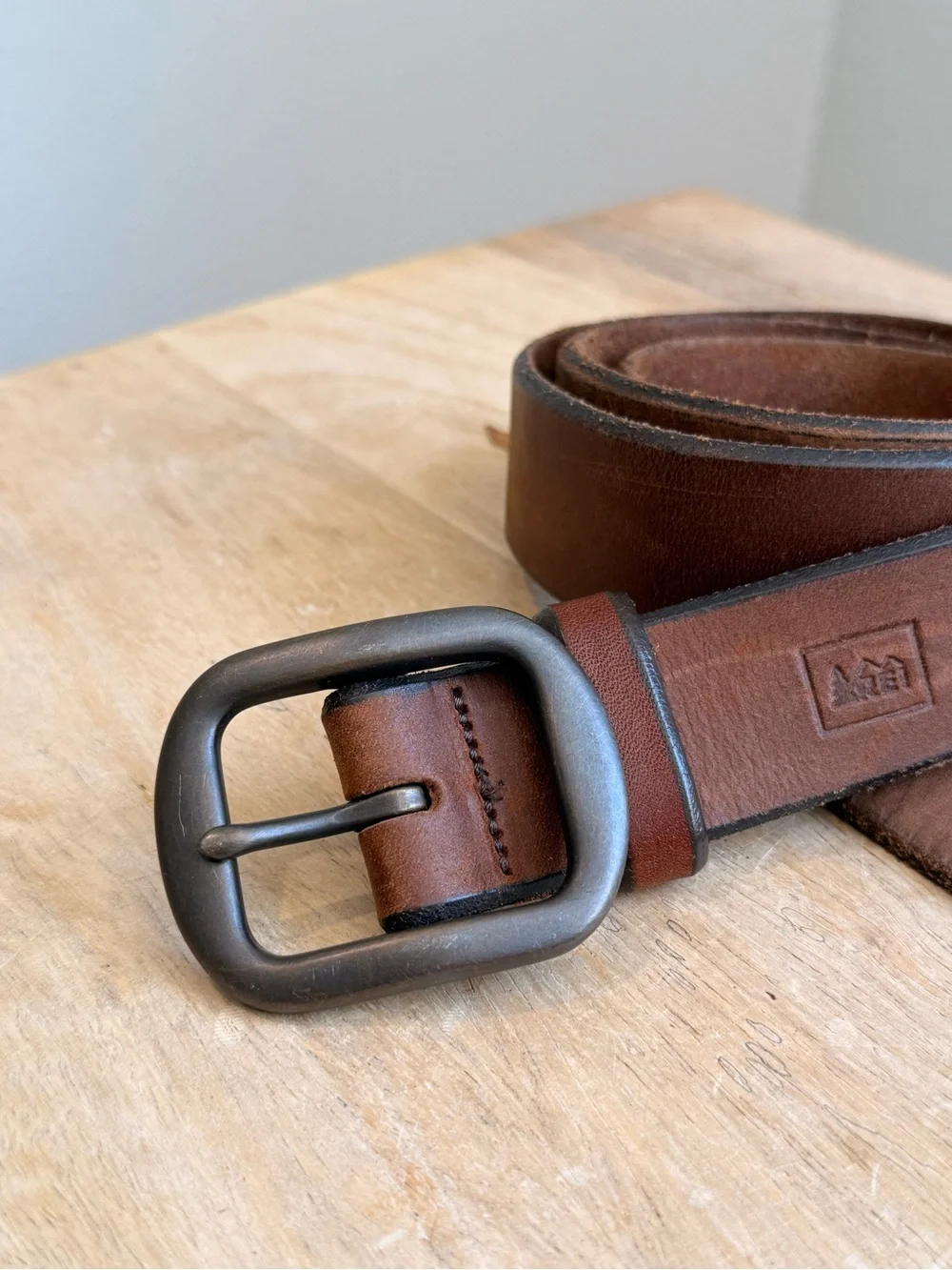 REi brown leather belt 36 waist